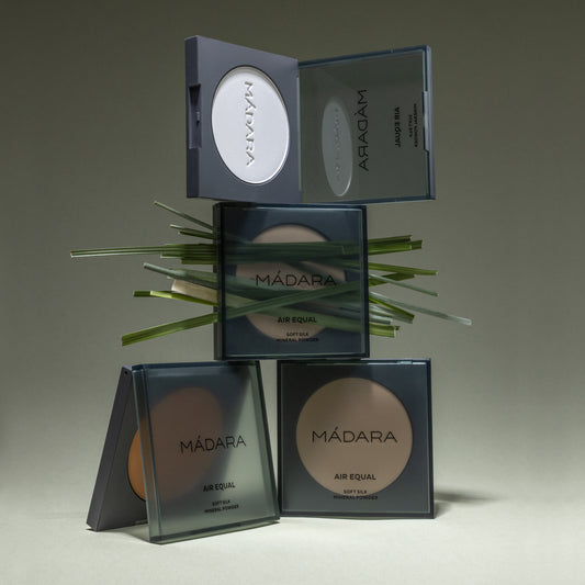 MÁDARA Soft Silk Mineral Powder – Cipria Minerale Leggera Effetto Seta