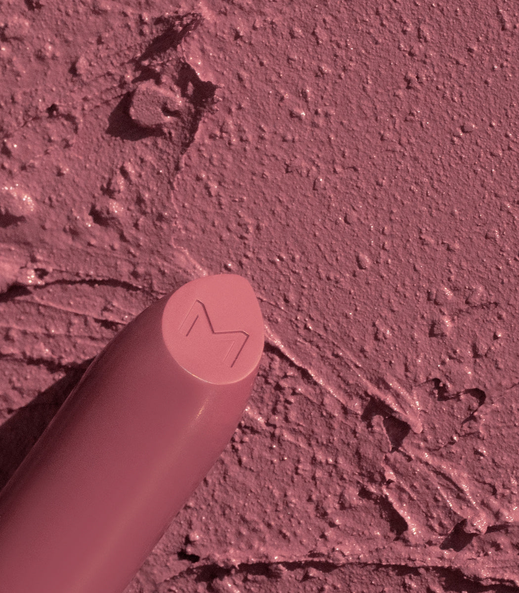 MÁDARA Matte Cream Lipstick – Rossetto Velvet Wear Naturale