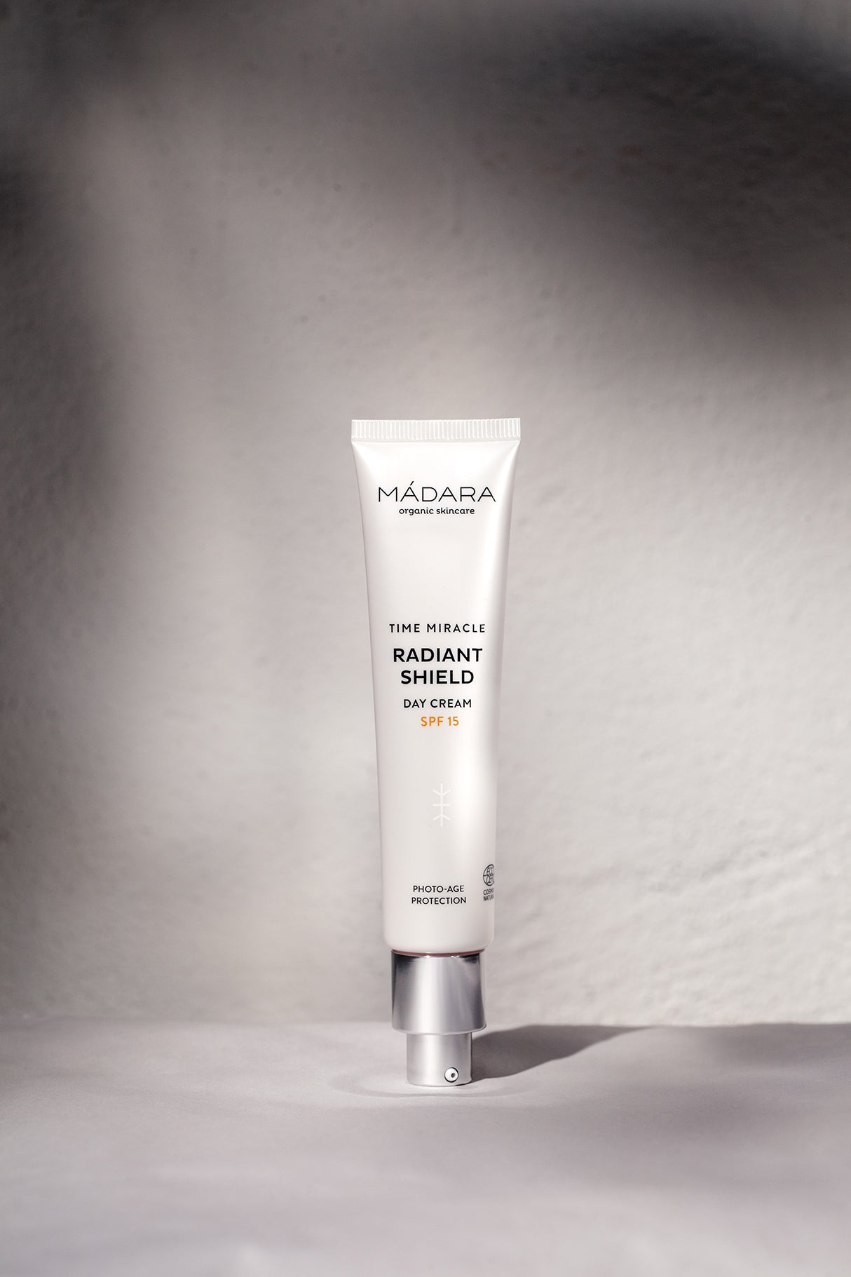 Radiant Shield Day Cream SPF15