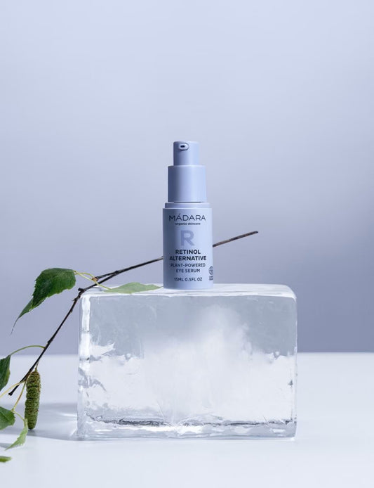 MÁDARA Plant-Powered Eye Serum – Siero Occhi al Retinolo Botanico 15ml