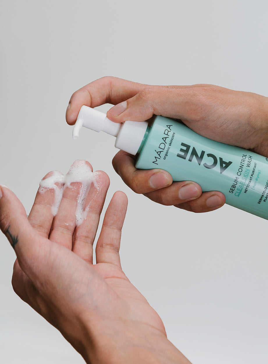 MÁDARA ACNE Sebum Control Clear Skin Wash – Detergente Viso Purificante Naturale 140ml