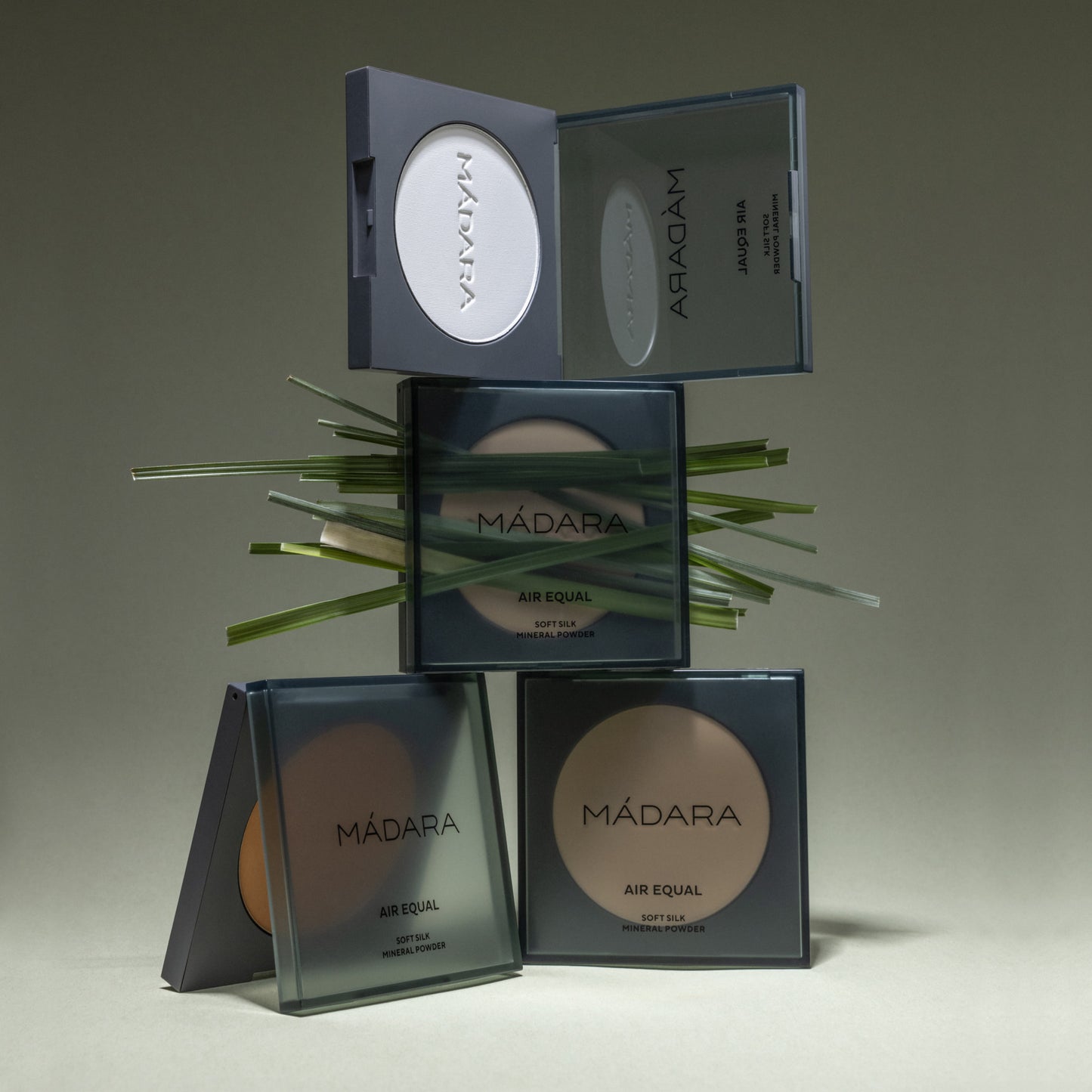 Soft Silk Mineral Powder - Air Equal Cipria