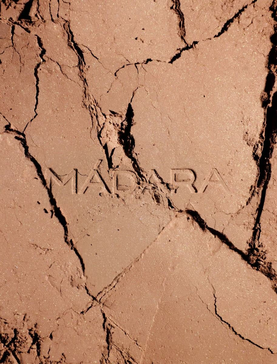 MÁDARA Soft Silk Mineral Bronzer – Terra Minerale Effetto Abbronzato Naturale