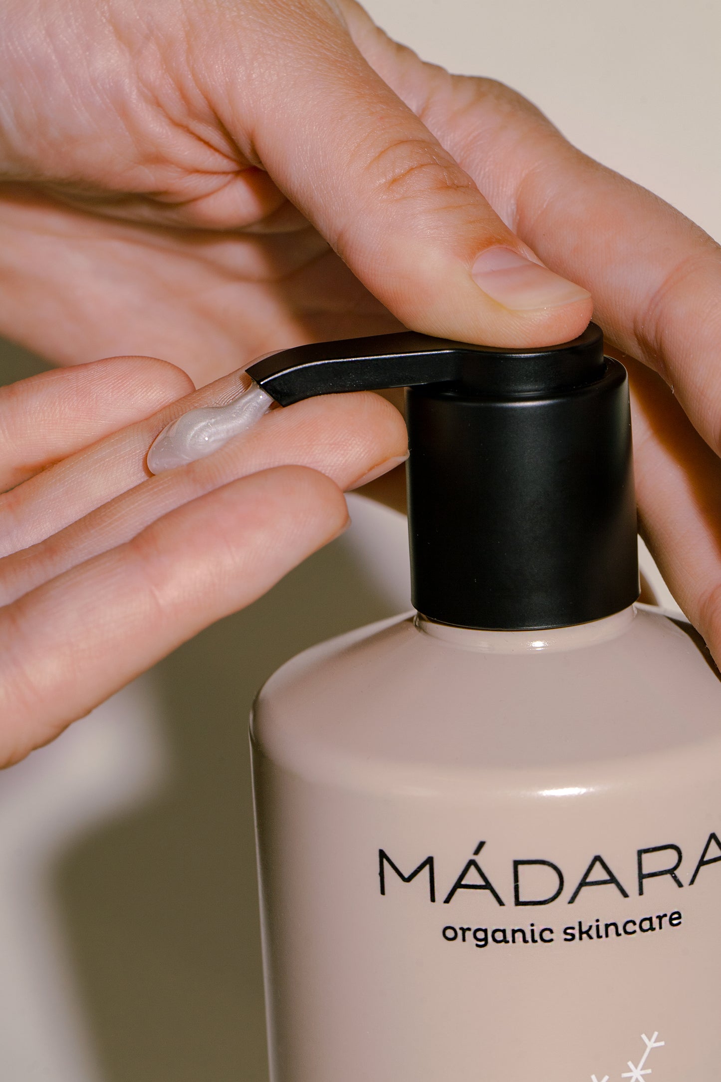 MÁDARA Bitter Honey – Gel Doccia Corpo & Mani 500ml